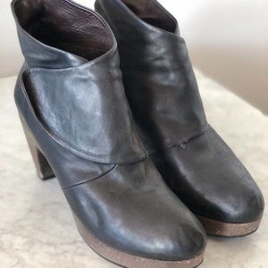 COCLICO Clog Bootie  - 40